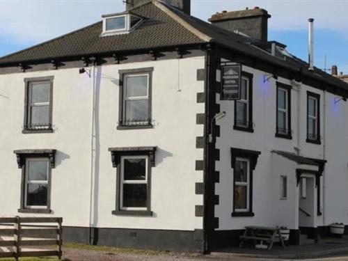 Parkside Hotel Cleator Moor Bagian luar foto