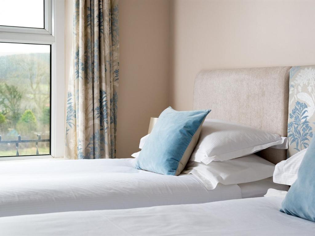 Parkside Hotel Cleator Moor Bagian luar foto