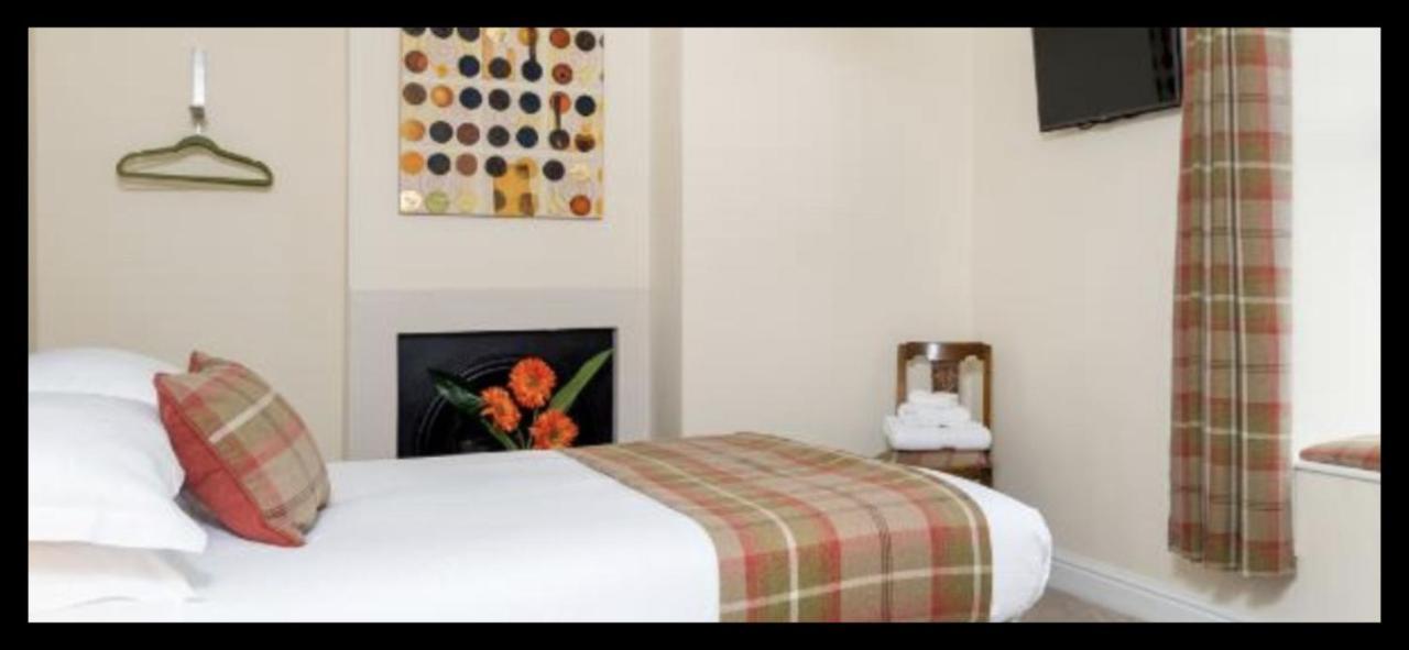 Parkside Hotel Cleator Moor Bagian luar foto